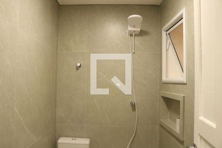 Apartamento à venda com 210m², 4 quartos e 2 vagasBanheiro 01