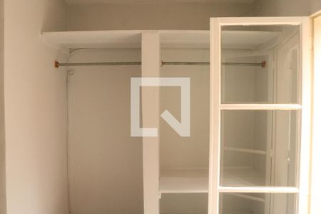 Apartamento à venda com 210m², 4 quartos e 2 vagasQuarto 02 Closet