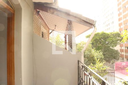 Apartamento à venda com 210m², 4 quartos e 2 vagasVaranda - Quarto 01