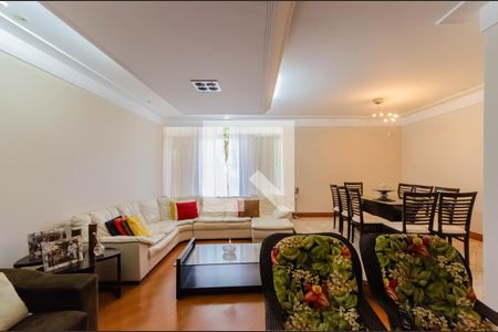 Sala de casa à venda com 3 quartos, 360m² em Vila Mariana, São Paulo