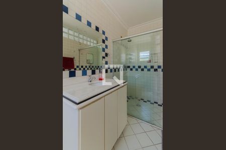 Casa à venda com 360m², 3 quartos e 3 vagasBanheiro da Suíte 4