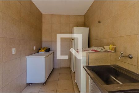 Casa à venda com 360m², 3 quartos e 3 vagasÁrea de Serviço
