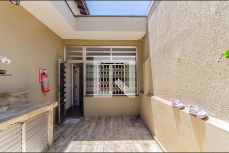 Casa à venda com 360m², 3 quartos e 3 vagasÁrea de Serviço