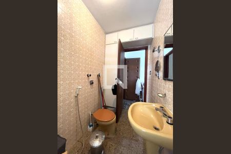 Casa à venda com 173m², 5 quartos e 2 vagasBanheiro da Suíte 1