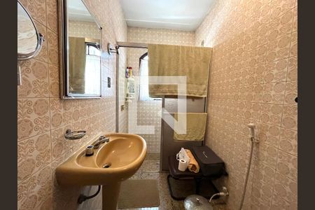 Casa à venda com 173m², 5 quartos e 2 vagasBanheiro da Suíte 1