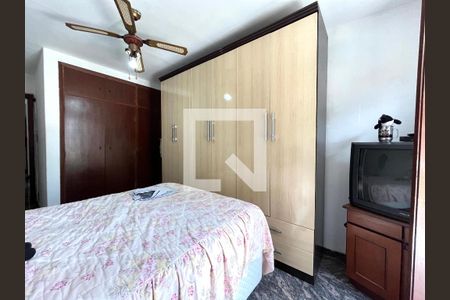 Casa à venda com 173m², 5 quartos e 2 vagasQuarto 3