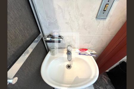 Casa à venda com 173m², 5 quartos e 2 vagasBanheiro da Suíte 2