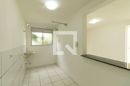 Apartamento para alugar com 49m², 2 quartos e 1 vaga Apartamento para alugar com 49m², 2 quartos e 1 vagaCozinha e Área de Serviço