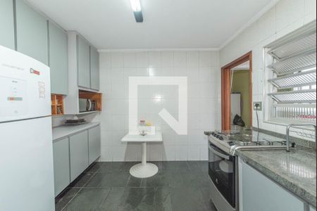 Apartamento à venda com 90m², 2 quartos e 1 vaga Apartamento à venda com 90m², 2 quartos e 1 vagaCozinha