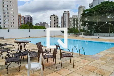 Apartamento à venda com 100m², 3 quartos e 2 vagasÁrea comum - Piscina