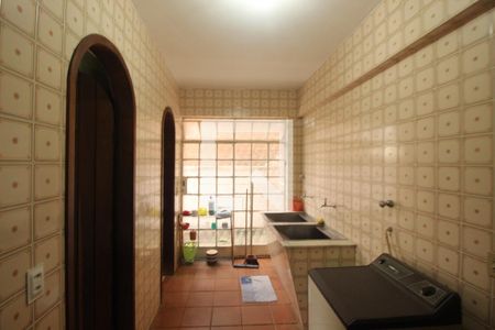 Casa à venda com 340m², 4 quartos e 3 vagasÁrea de serviço