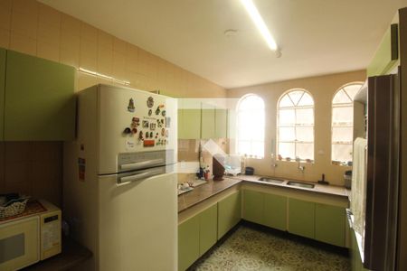 Casa à venda com 340m², 4 quartos e 3 vagasCozinha