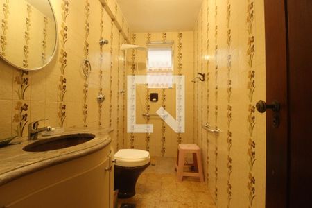 Casa à venda com 340m², 4 quartos e 3 vagasBanheiro 3