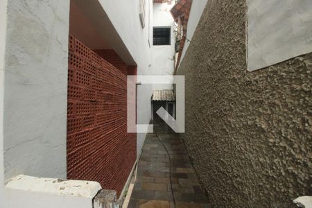 Casa à venda com 340m², 4 quartos e 3 vagasLateral da casa