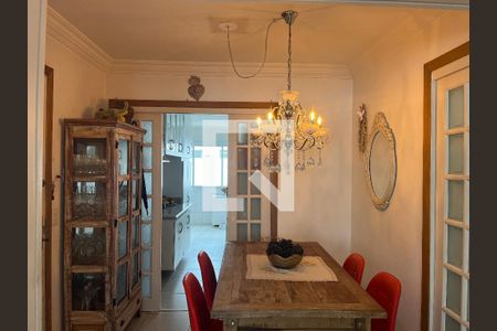 Apartamento à venda com 120m², 2 quartos e 2 vagasCozinha