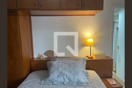 Apartamento à venda com 120m², 2 quartos e 2 vagasQuarto 2