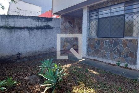 Casa à venda com 160m², 4 quartos e 4 vagas