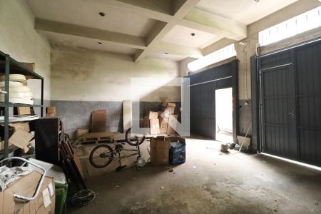 Casa à venda com 330m², 3 quartos e 3 vagasGaragem