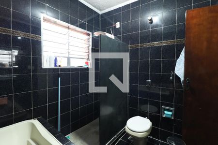 Casa à venda com 330m², 3 quartos e 3 vagasBanheiro