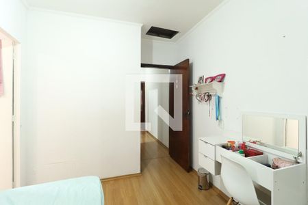 Casa à venda com 330m², 3 quartos e 3 vagasQuarto 2