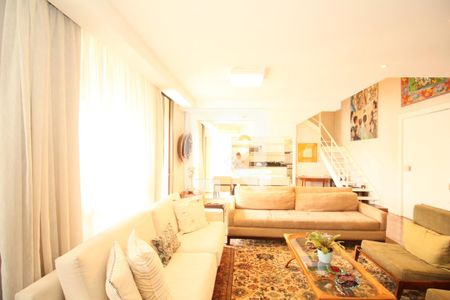 Sala de apartamento à venda com 3 quartos, 130m² em Vila Suzana, São Paulo