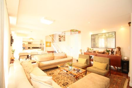 Sala de apartamento à venda com 3 quartos, 130m² em Vila Suzana, São Paulo