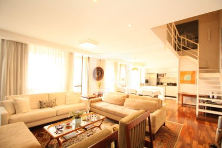 Sala de apartamento à venda com 3 quartos, 130m² em Vila Suzana, São Paulo