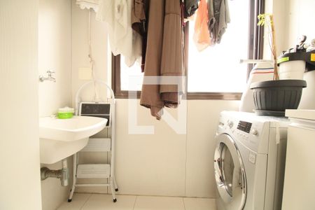 Apartamento à venda com 130m², 3 quartos e 4 vagasÁrea de Serviço