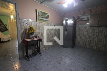 Casa à venda com 370m², 3 quartos e 1 vagaÁrea de Serviço 2