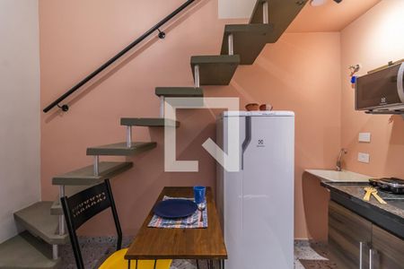 Sala/Cozinha de apartamento para alugar com 1 quarto, 22m² em Vila do Conde, Barueri