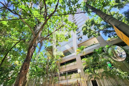 Apartamento à venda com 90m², 3 quartos e 2 vagasFachada