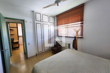 Apartamento à venda com 90m², 3 quartos e 2 vagasSuíte