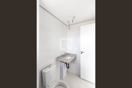 Studio para alugar com 28m², 1 quarto e sem vaga Studio para alugar com 28m², 1 quarto e sem vagaBanheiro