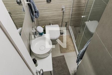 Apartamento à venda com 100m², 3 quartos e 1 vaga Apartamento à venda com 100m², 3 quartos e 1 vagaBanheiro Social