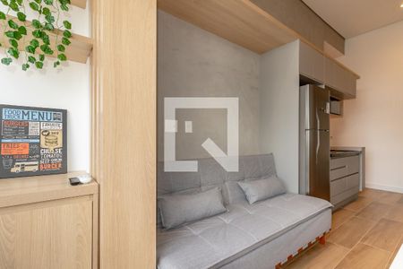 Sala de kitnet/studio para alugar com 1 quarto, 30m² em Indianópolis, São Paulo