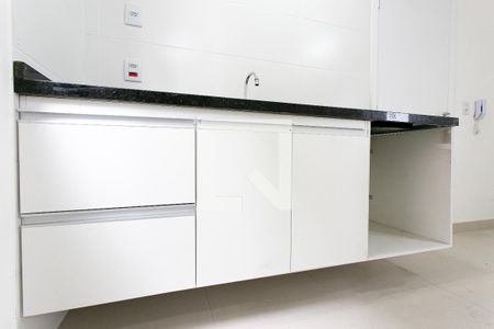 Cozinha de kitnet/studio para alugar com 1 quarto, 18m² em Cidade Mãe do Céu, São Paulo