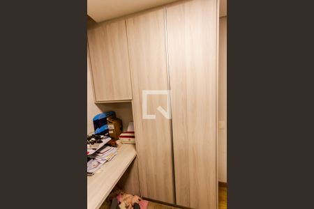 Apartamento à venda com 115m², 4 quartos e 2 vagasEscritório