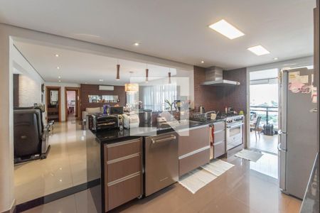 Apartamento à venda com 193m², 3 quartos e 3 vagasCozinha