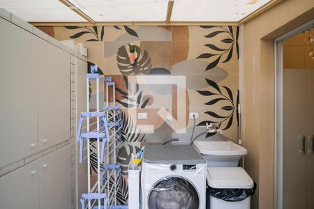 Apartamento à venda com 107m², 2 quartos e 1 vagaÁrea de serviço e quintal