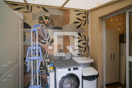 Apartamento à venda com 107m², 2 quartos e 1 vagaÁrea de serviço e quintal