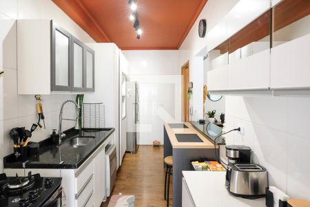 Apartamento à venda com 107m², 2 quartos e 1 vagaCozinha