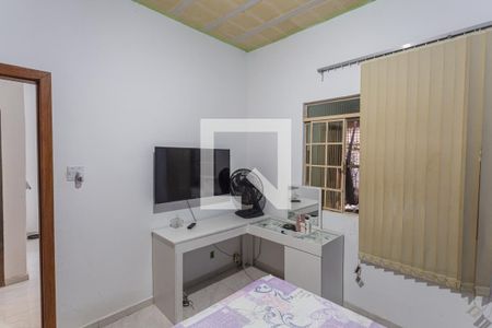 Casa à venda com 360m², 4 quartos e 5 vagasQuarto 4 na Casa 2