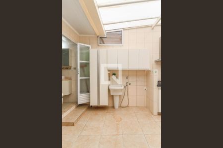 Casa à venda com 150m², 2 quartos e 1 vagaÁrea de Serviço