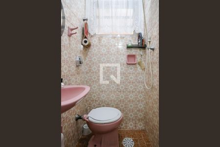 Casa à venda com 305m², 3 quartos e 1 vagaÁrea de serviço