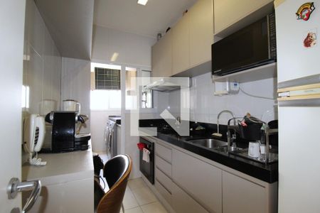 Apartamento à venda com 63m², 2 quartos e 2 vagasCozinha