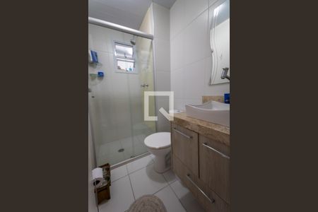 Apartamento à venda com 60m², 3 quartos e 1 vaga Apartamento à venda com 60m², 3 quartos e 1 vagaBanheiro