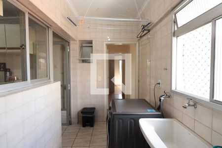 Apartamento à venda com 84m², 3 quartos e 1 vagaÁrea de Serviço