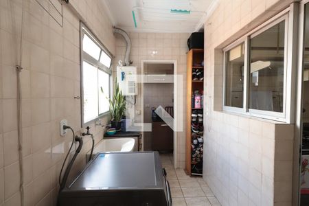 Apartamento à venda com 84m², 3 quartos e 1 vagaÁrea de Serviço