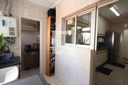 Apartamento à venda com 84m², 3 quartos e 1 vagaÁrea de Serviço