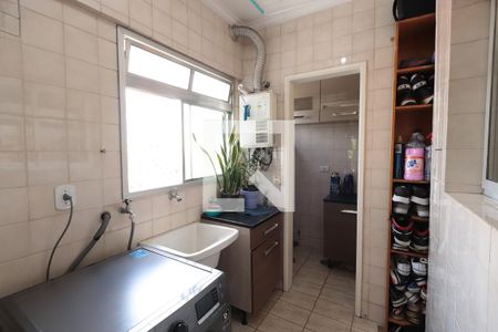 Apartamento à venda com 84m², 3 quartos e 1 vagaÁrea de Serviço